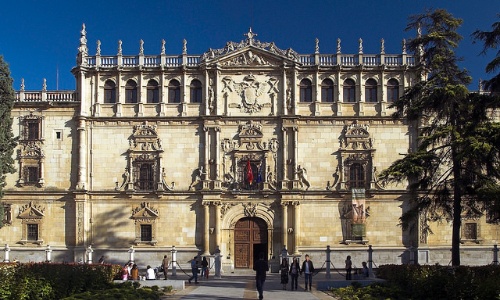 Fachada de la Universidad de Alcalá 